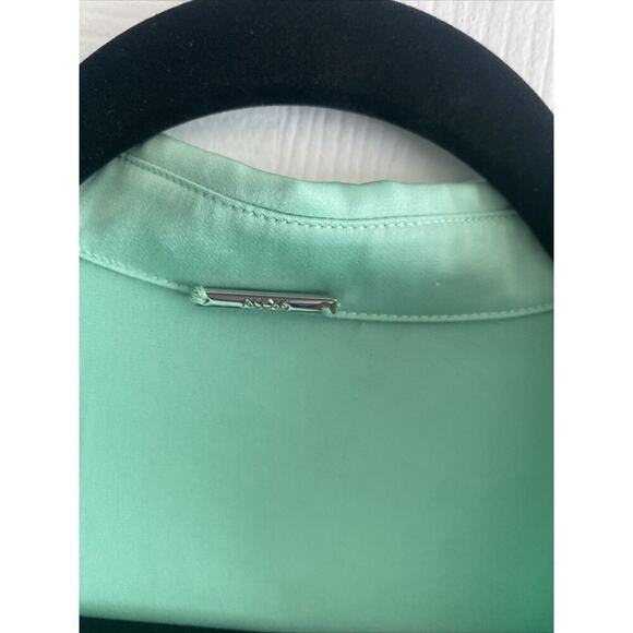 Alexis Button Up Small Blouse Career Light Green Sateen Flowy Garden Feminine - Picture 4 of 9